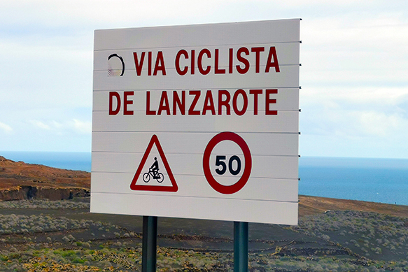 Lanzarote VI 389x583